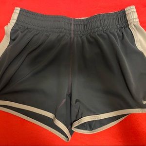 Nike Women’s Size Small Running Shorts